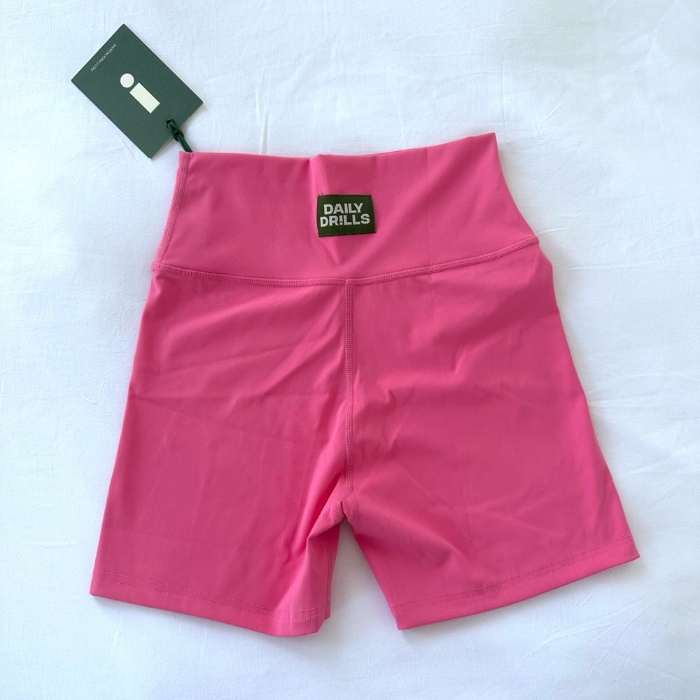 Daily Drills Go! Shortie Shorts NWT